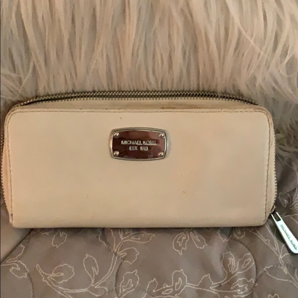 MK wallet